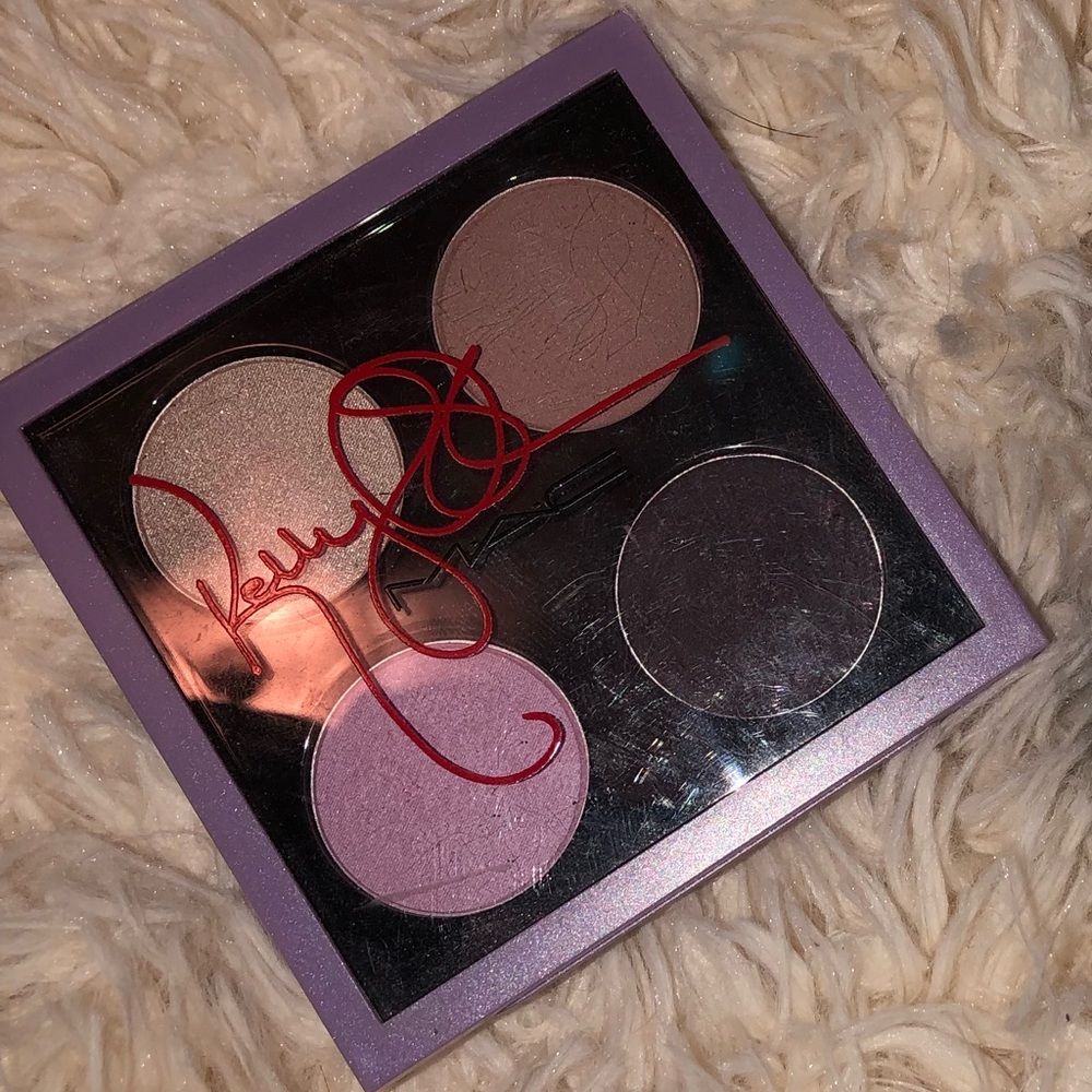 MAC Kelly Osborne Eyeshadow Palette
